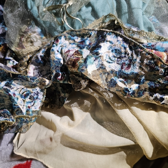 Vintage B. Moss Elegant Top - Picture 12 of 16